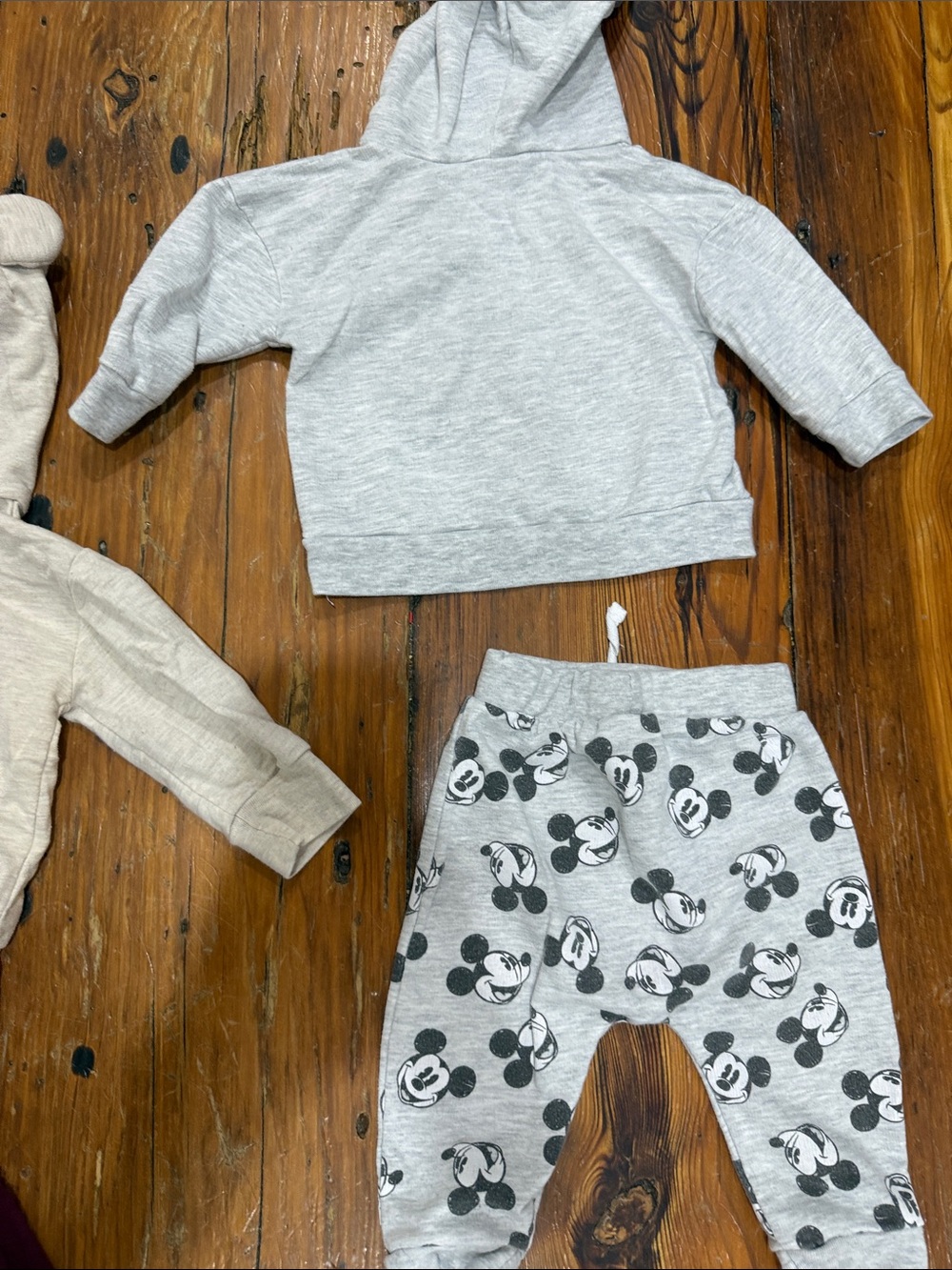 Disney baby and cat and Jack bundle unisex size 12 months - Picture 14 of 15